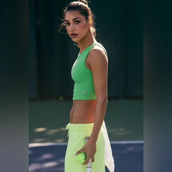 NWT! FP Free People Movement Free Throw Muscle Tank Sz XS/S - Picture 3 of 4